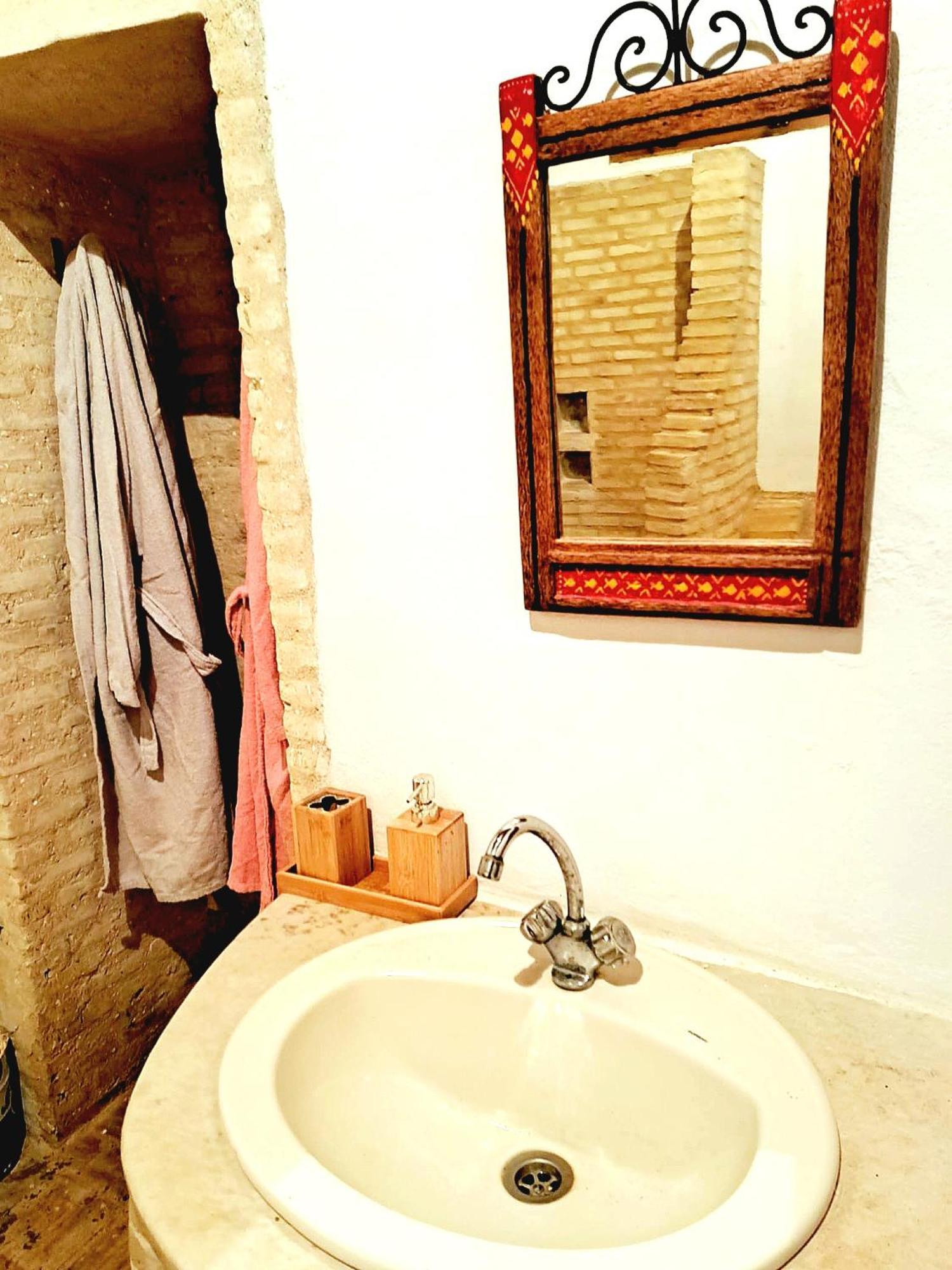 Maison De Vacances "Dar Khalifa" Tozeur Ngoại thất bức ảnh